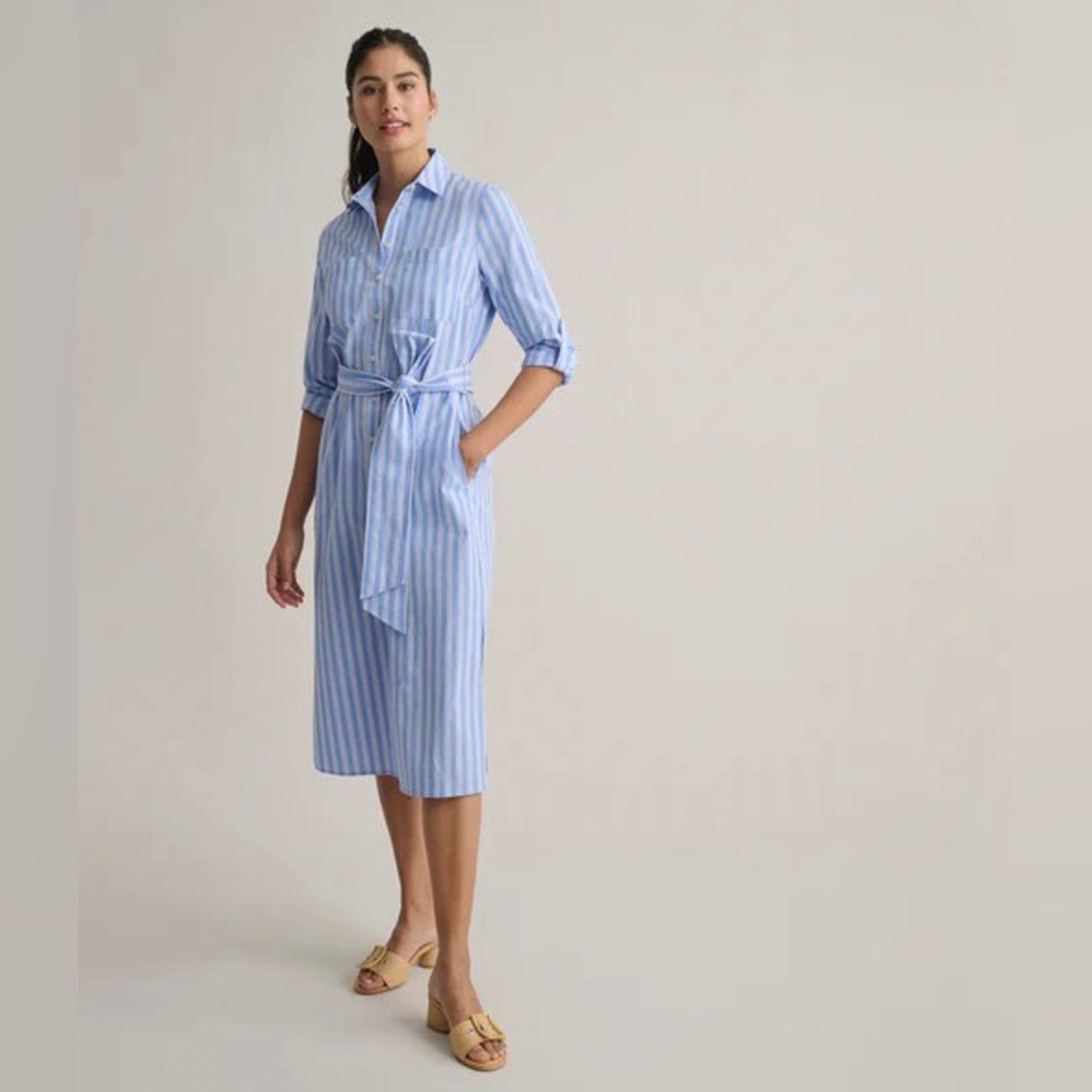 UNTUCKit Light Blue and White Striped Shirt Dress